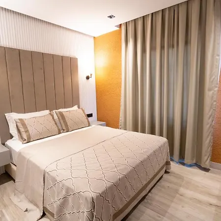 & (adults Only) Hotell